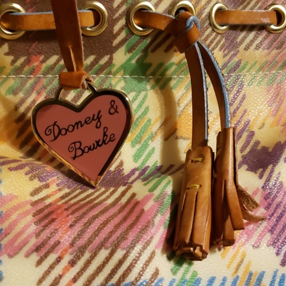 Dooney and Bourke vintage tassel tote - Picture 4 of 8